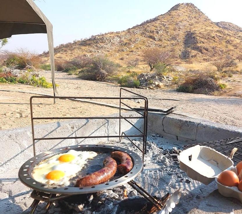 Achab Self Catering Tent Usakos エクステリア 写真